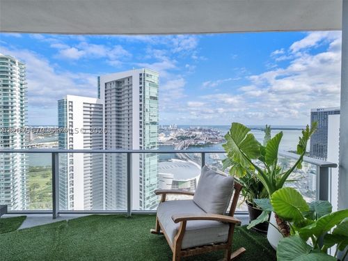 4109-851 Ne 1st Ave, Miami, FL, 33132-1858 | Card Image