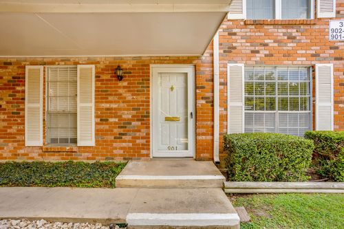 901 Roaring Springs Rd, Fort Worth, TX, 76114-4413 | Card Image