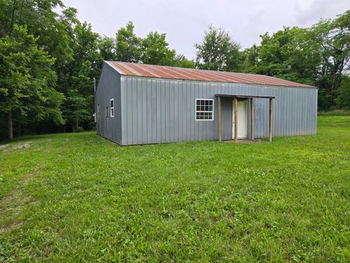 860 E Main Street, Buffalo, MO, 65622 | Card Image