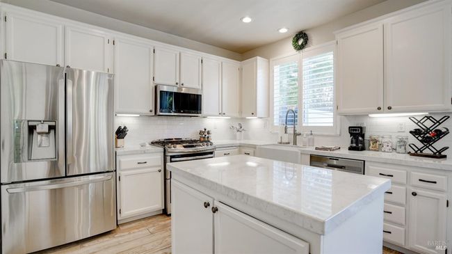 7654 12 Th Hole Dr, House other with 3 bedrooms, 3 bathrooms and 4 parking in Windsor CA | Image 9