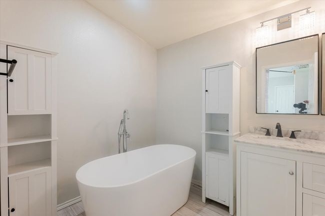 Bathroom 2 of Manufactured Home | Image 16