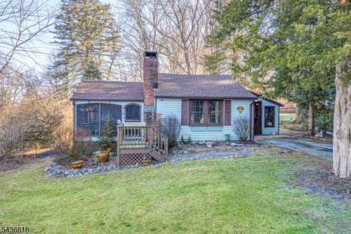 3 Hillspring Rd, Sparta, NJ, 07871-2213 | Card Image