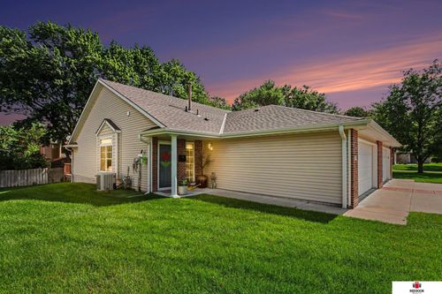 7558 Hamann Meadows Place, Lincoln, NE, 68506 | Card Image