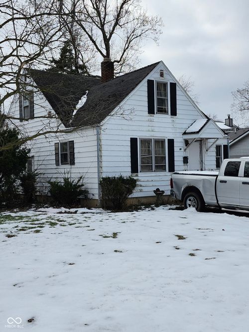 935 Jackson Blvd, Rochester, IN, 46975-1923 | Card Image