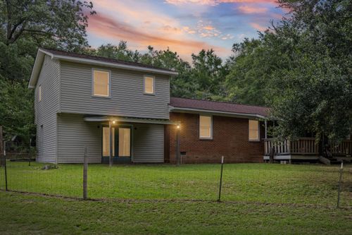 664 S Dixie Rd, Wagener, SC, 29164-9240 | Card Image