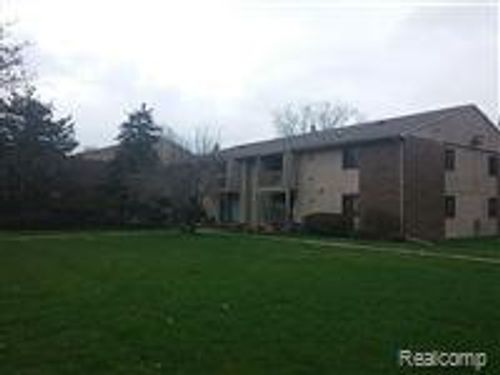 14-5400 Maple Rdg, Haslett, MI, 48840-8649 | Card Image