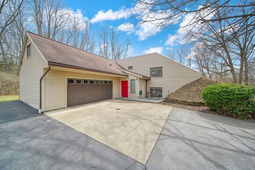 4711 Draper Rd, Jackson, MI, 49203-6008 | Card Image