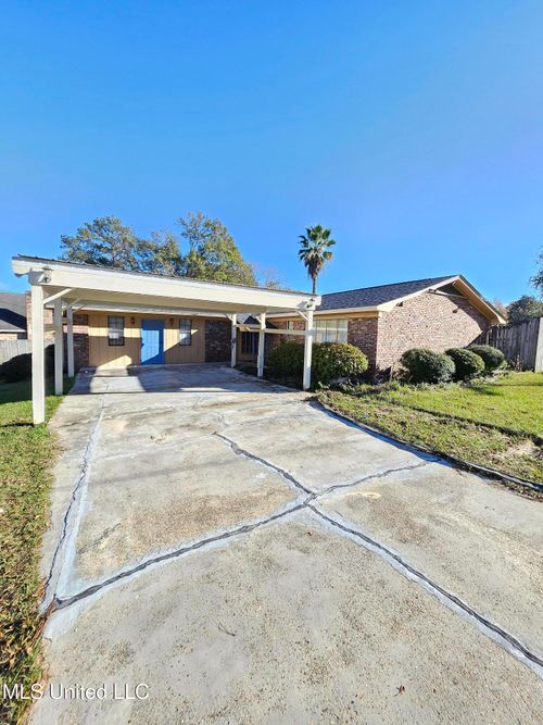 302 Weathersby Rd, Hattiesburg, MS, 39402-1129 | Card Image