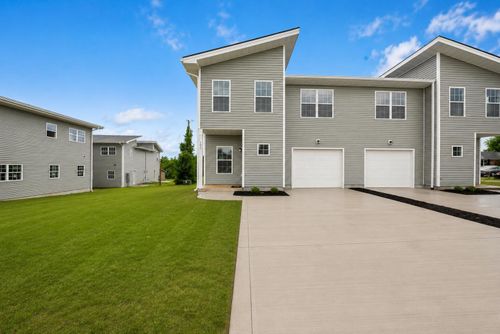 103 Elkchester Cir, Nicholasville, KY, 40356-1571 | Card Image