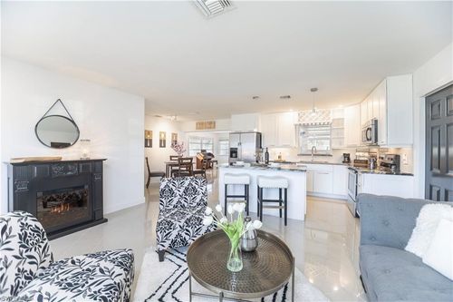 4584 San Antonio Ln, BONITA SPRINGS, FL, 34134-7212 | Card Image