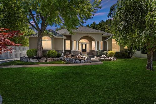 924 E College St, Millcreek, UT, 84117 | Card Image