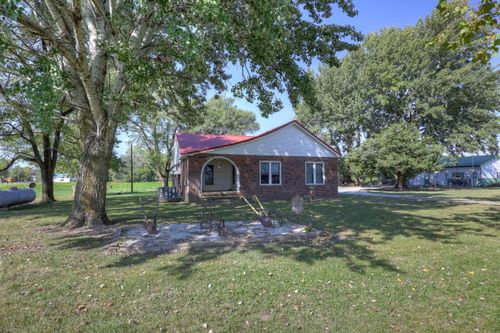 453 Stockholm St, Asbury, MO, 64832-8128 | Card Image