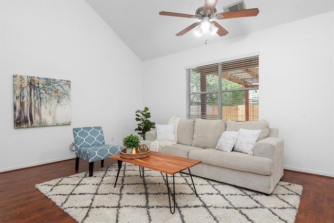 2023 Creek Run Dr, House other with 4 bedrooms, 3 bathrooms and 2 parking in Pearland TX | Image 31
