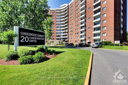 316-20 Chesterton Dr, Ottawa, ON, K2E6Z7 | Card Image