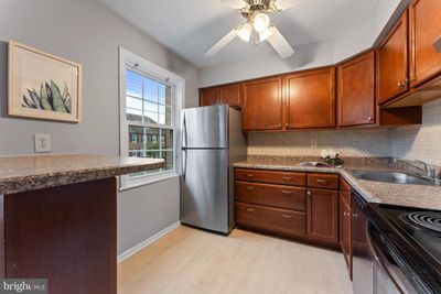 101 - 3824 V Street Se, Condo with 2 bedrooms, 1 bathrooms and null parking in WASHINGTON DC | Image 3