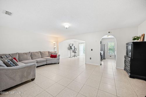 7424 Palm Hills Dr, Jacksonville, FL, 32244-4759 | Card Image