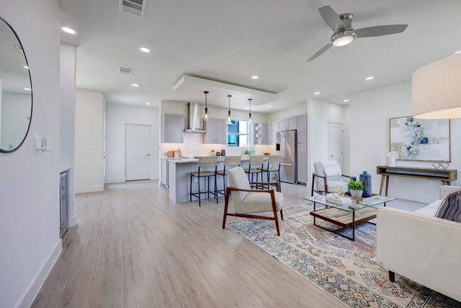 VIEW LOOKING TOWARDS THE ELEVATOR STRAIGHT AHEAD. #921, FLOOR PLAN A. | Image 10