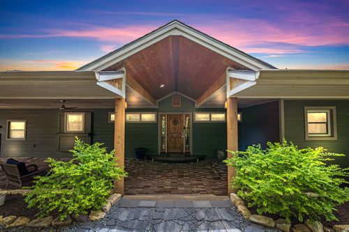 312 Mesquite St, Glen Rose, TX, 76043-4729 | Card Image