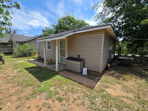 apartment-in-back-42 W 26th Street, San Angelo, TX, 76903 | Card Image