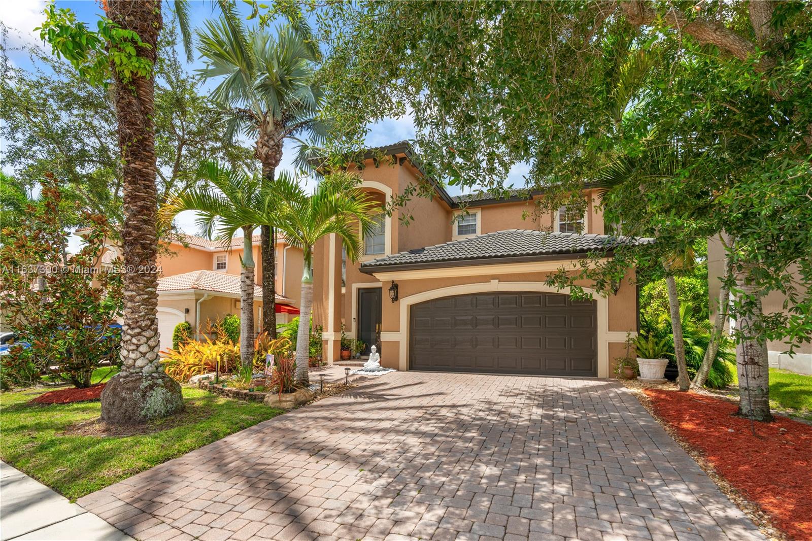 Cypress Ln, Coconut Creek, FL 33073