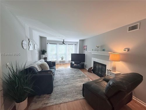35-35 Forest Cv, Hilton Head Island, SC, 29928-3068 | Card Image