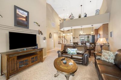 411 - 200 Majestic Drive, Condo with 3 bedrooms, 1 bathrooms and null parking in Branson MO | Image 2