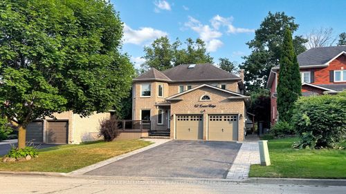 62 Corner Ridge Rd, Aurora, ON, L4G6L3 | Card Image
