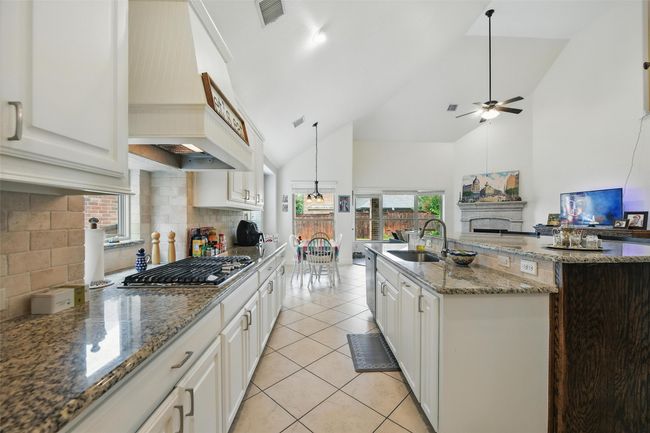 1517 Presley Way, House other with 4 bedrooms, 4 bathrooms and null parking in Argyle TX | Image 6