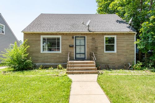 2312 Horeb Ave, Zion, IL, 60099-2107 | Card Image