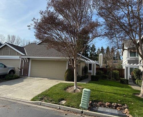40 Rainbow Cir, Danville, CA, 94506-4428 | Card Image