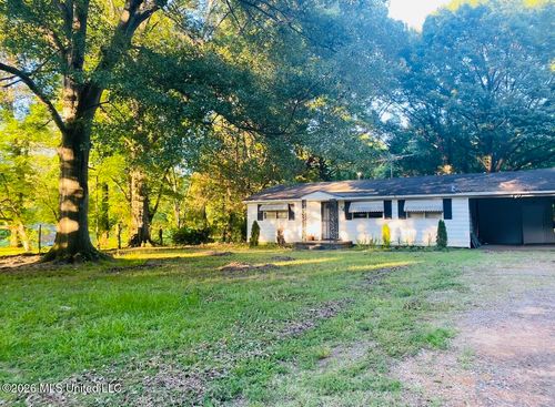 8910 Old Highway 61, Walls, MS, 38680 | Card Image