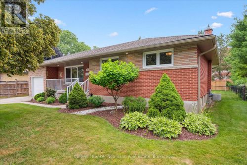 71 Pleasant Road, Guelph (General Hospital), ON, N1E3Z5 | Card Image