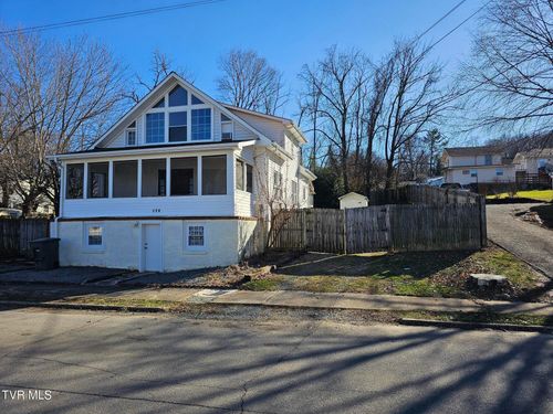 108 W K St, Elizabethton, TN, 37643-3106 | Card Image