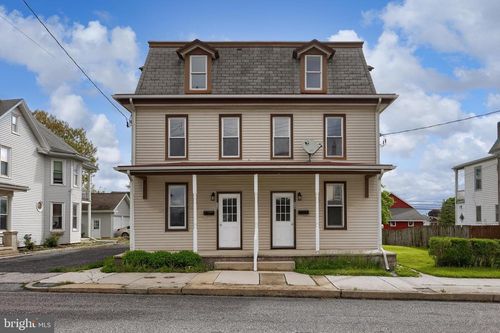 530-528-530 N Railroad St, PALMYRA, PA, 17078-1124 | Card Image
