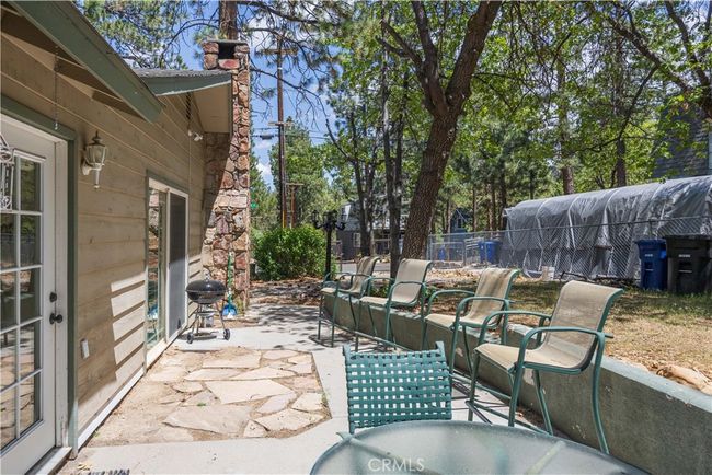 682 Maple Ln, House other with 3 bedrooms, 2 bathrooms and null parking in Sugarloaf CA | Image 23
