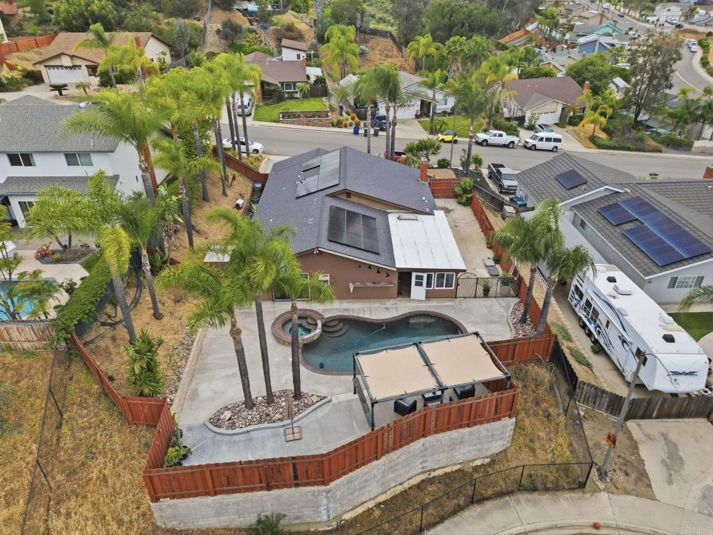 Residential in Lakeside 5