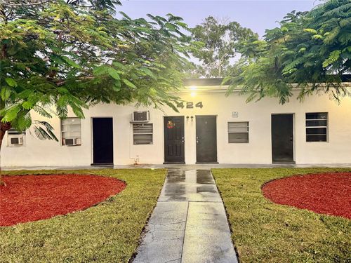 apt-7-424 Nw 15th Ter, Fort Lauderdale, FL, 33311-8821 | Card Image