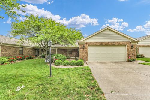 apt-b-2010 Eagle Ridge Ct, Urbana, IL, 61802-8693 | Card Image