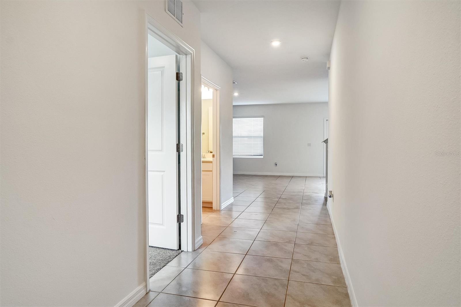Residential in ZEPHYRHILLS 3