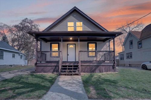 1423 Hull Avenue, Beloit, WI, 53511 | Card Image
