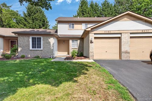 6384 Hunter Pointe St, Westland, MI, 48185-6682 | Card Image