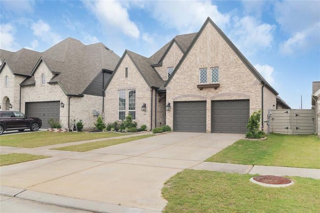 5122 Walnut Grove Ln, House other with 4 bedrooms, 3 bathrooms and 2 parking in Manvel TX | Image 4