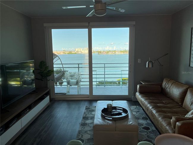 APT-305 - 7932 Sailboat Key Blvd S, Condo with 2 bedrooms, 2 bathrooms and null parking in SOUTH PASADENA FL | Image 13