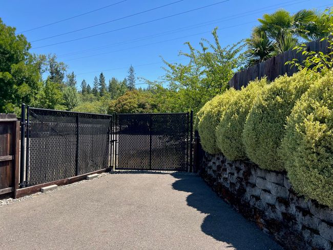 3351 RV Pkg Gate | Image 45