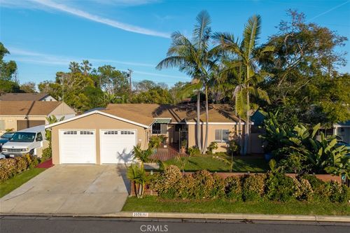 2070 President, Costa Mesa, CA, 92627 | Card Image