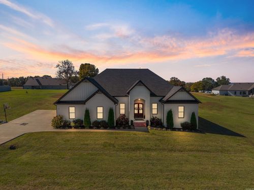 7 Pear Cir, Greenbrier, AR, 72058-9801 | Card Image