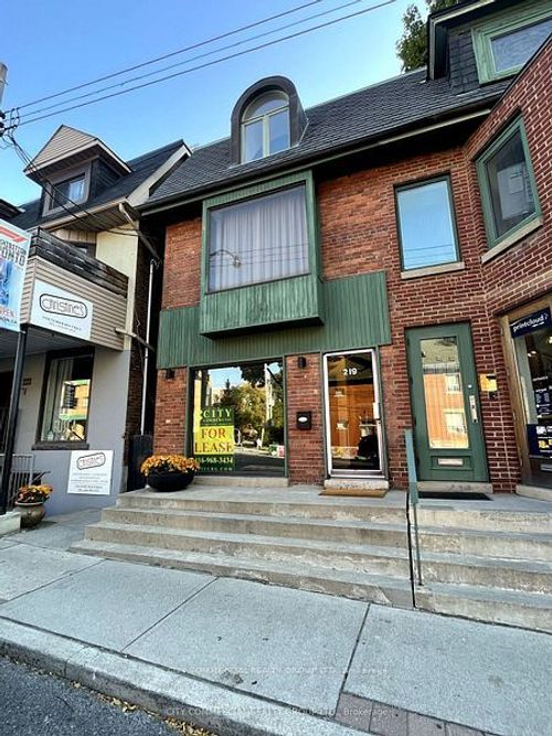 219 Avenue Rd, Toronto, ON, M5R2J3 | Card Image