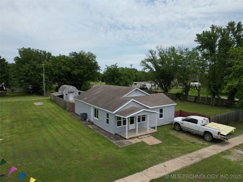 520 S Broadway Ave, Haskell, OK, 74436-9618 | Card Image
