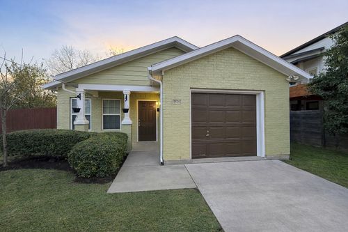 1826 Kraft St, Dallas, TX, 75212-2511 | Card Image