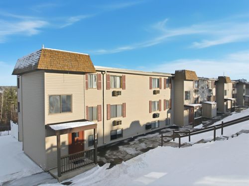 21-75 Treetop Cir, Laconia, NH, 03246 | Card Image